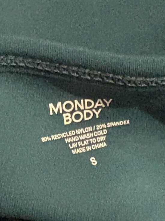 MONDAY Swimwear BODY Olympic Bra in Evergreen - Picture 4 of 4